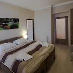 Resident بيت ضيافة Poděbrady