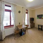 بيت ضيافة Resident